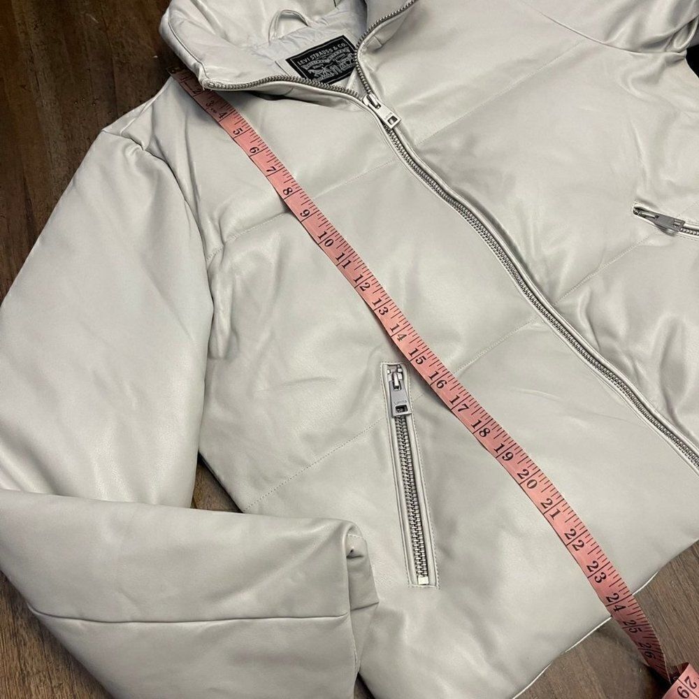 Levi's Puffer Jacket   - Picture 7 of 12